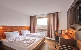 Luna Inn Stuttgart City