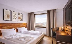 Luna Inn Stuttgart City
